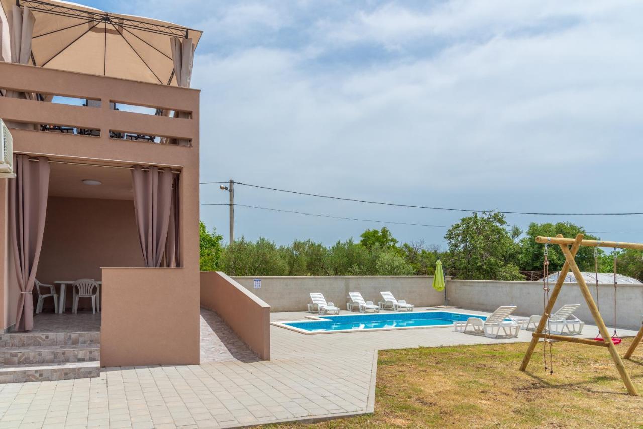 נין Apartmani Krzak מראה חיצוני תמונה