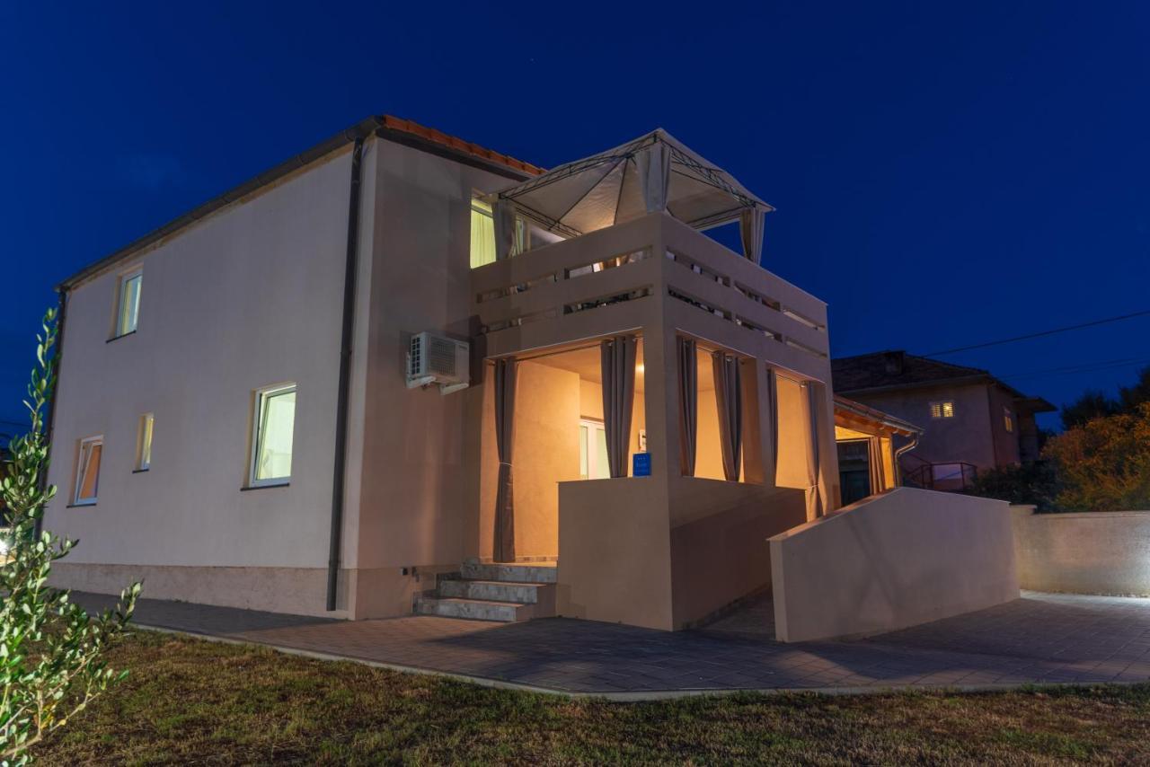 נין Apartmani Krzak מראה חיצוני תמונה