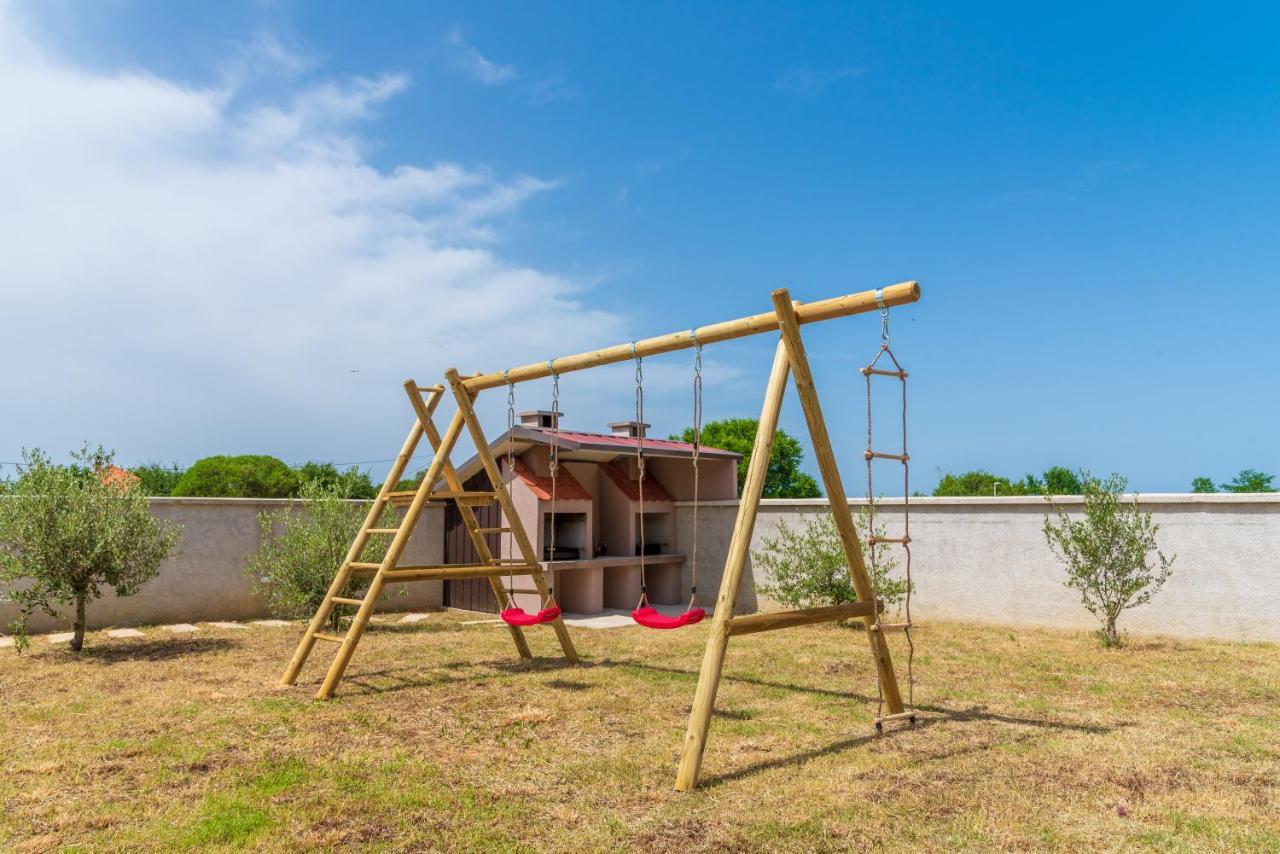 נין Apartmani Krzak מראה חיצוני תמונה